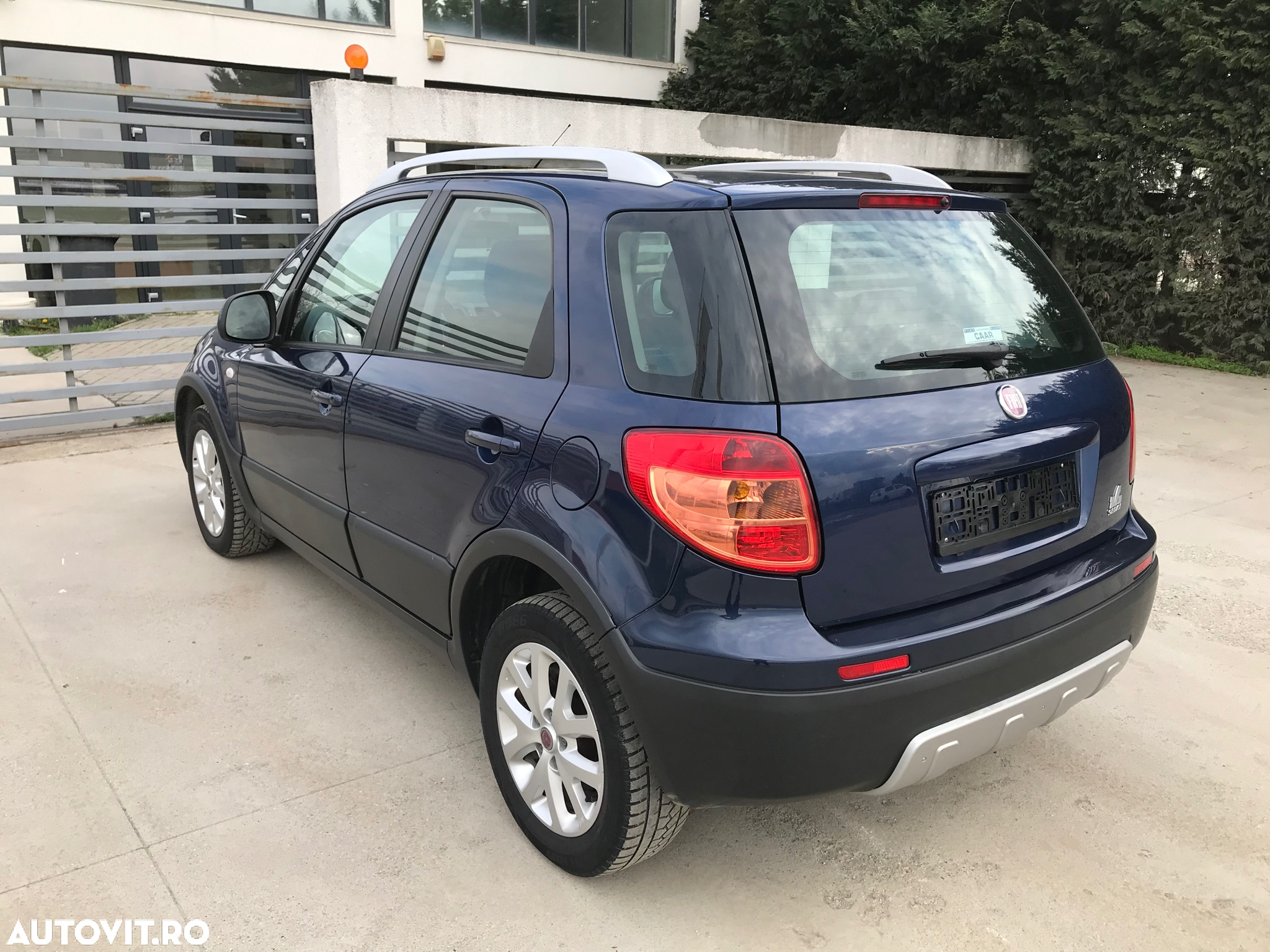 Fiat Sedici 2.0 Multijet DPF 4x4 Emotion - 4
