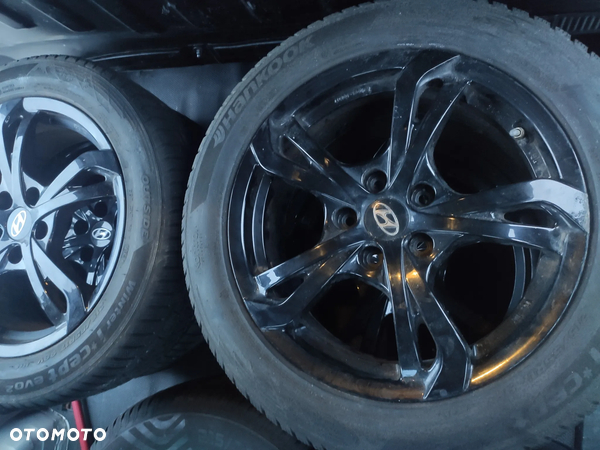 4x Kola Felgi aluminiowe 5x114,3 z oponami Hankook 215/55R17 98V DOT2021