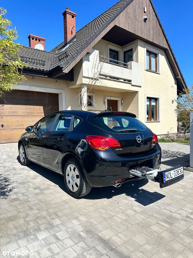 Opel Astra 1.4 Turbo Design Edition - 7