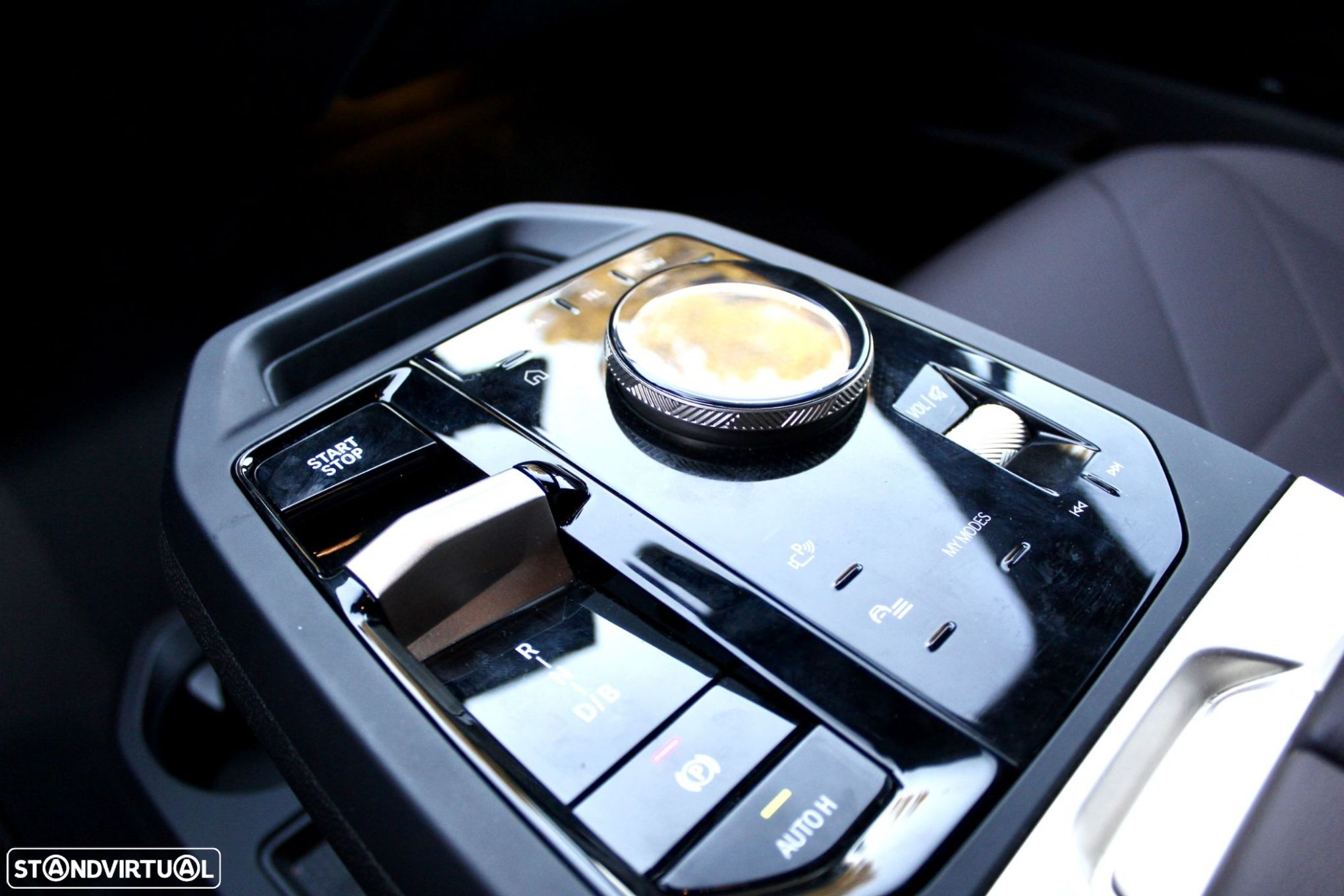 BMW iX xDrive 40 - 26
