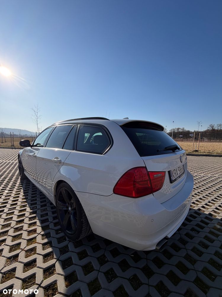 BMW Seria 3 320d - 6