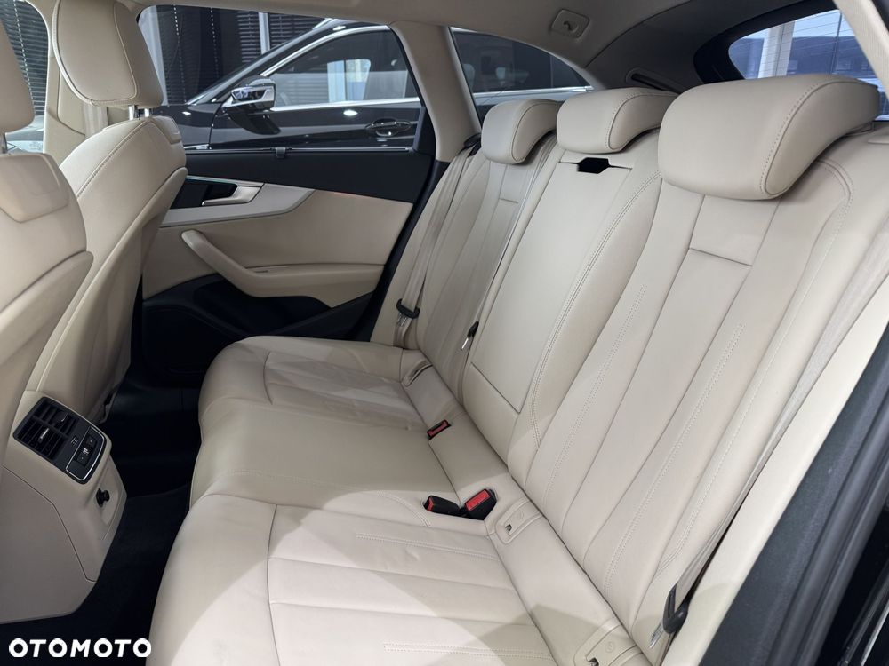 Audi A4 Avant - 13