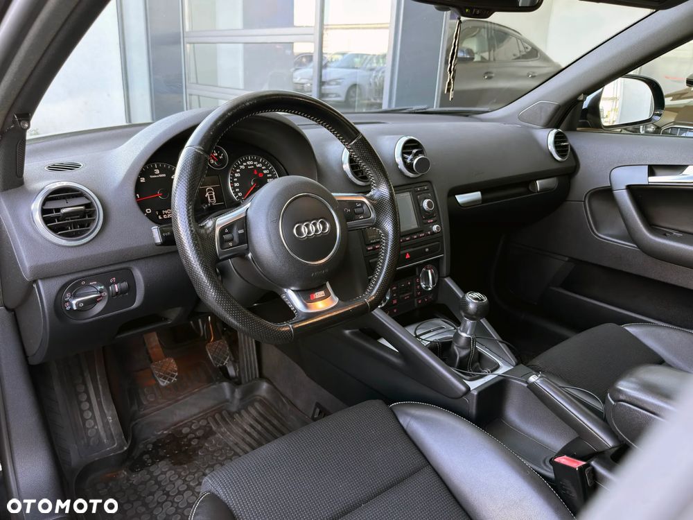 Audi A3 Sportback 2.0 TDI DPF S line Sportpaket plus - 11