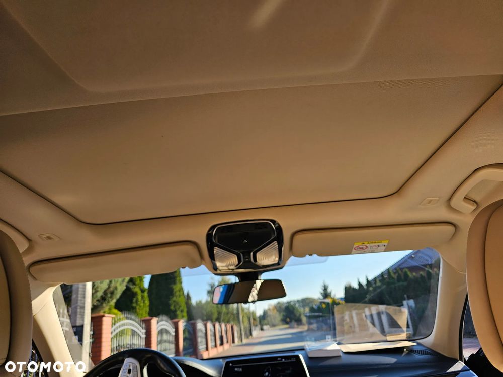 BMW Seria 7 730d mHEV - 19