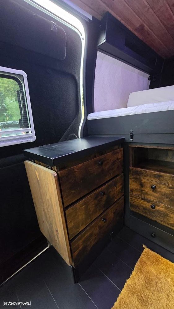 Renault Master Camper Van - 14