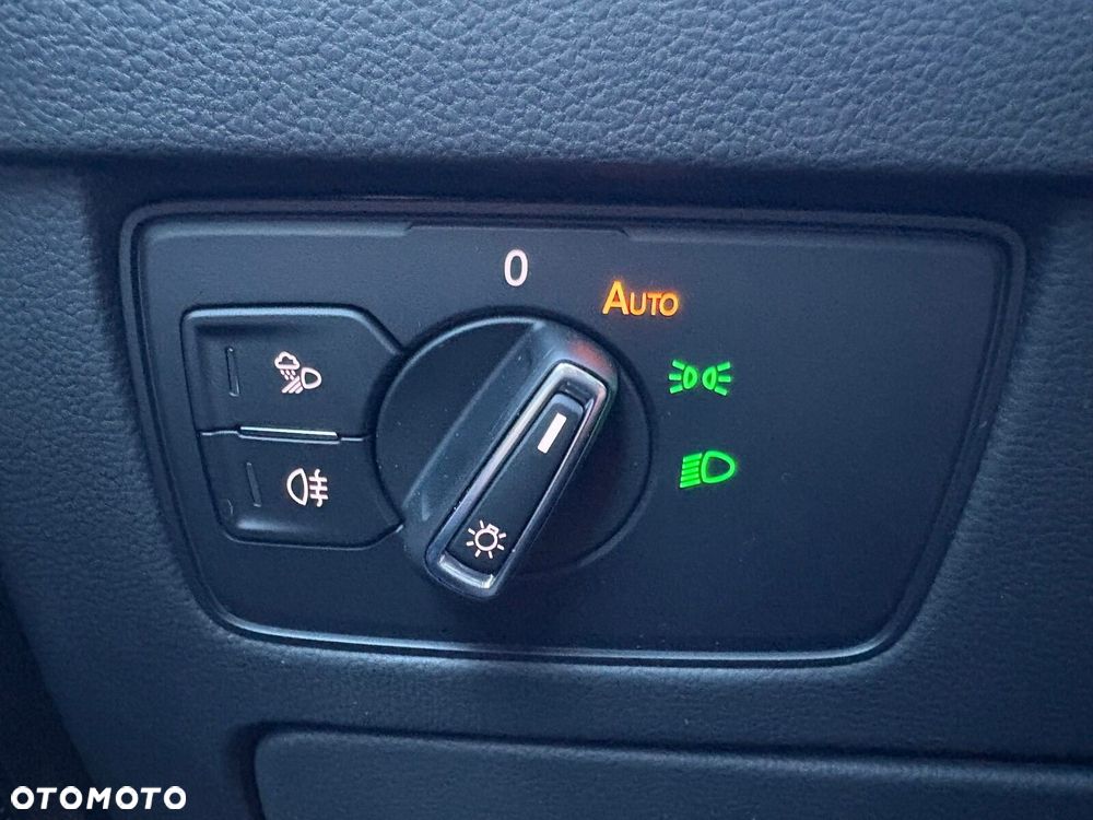 Volkswagen Arteon 2.0 TSI R-Line DSG - 25