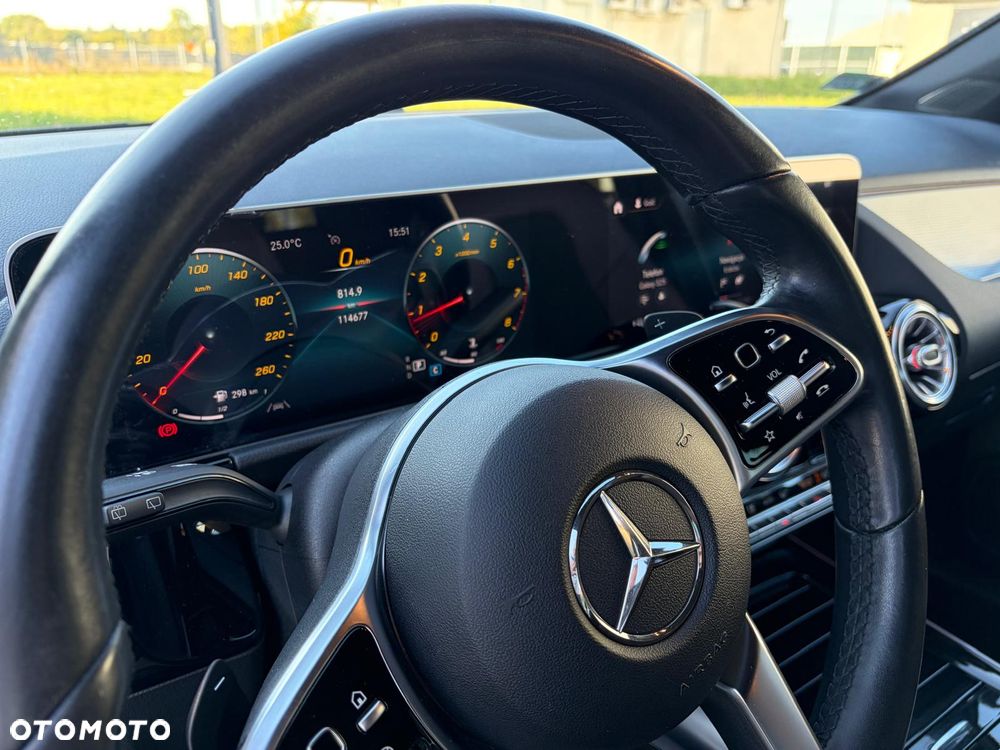 Mercedes-Benz GLA 200 4-Matic Progressive - 13