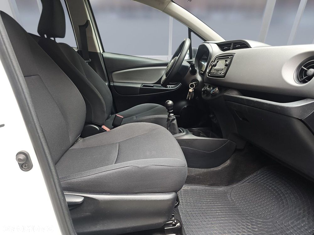 Toyota Yaris 1.5 Active - 9