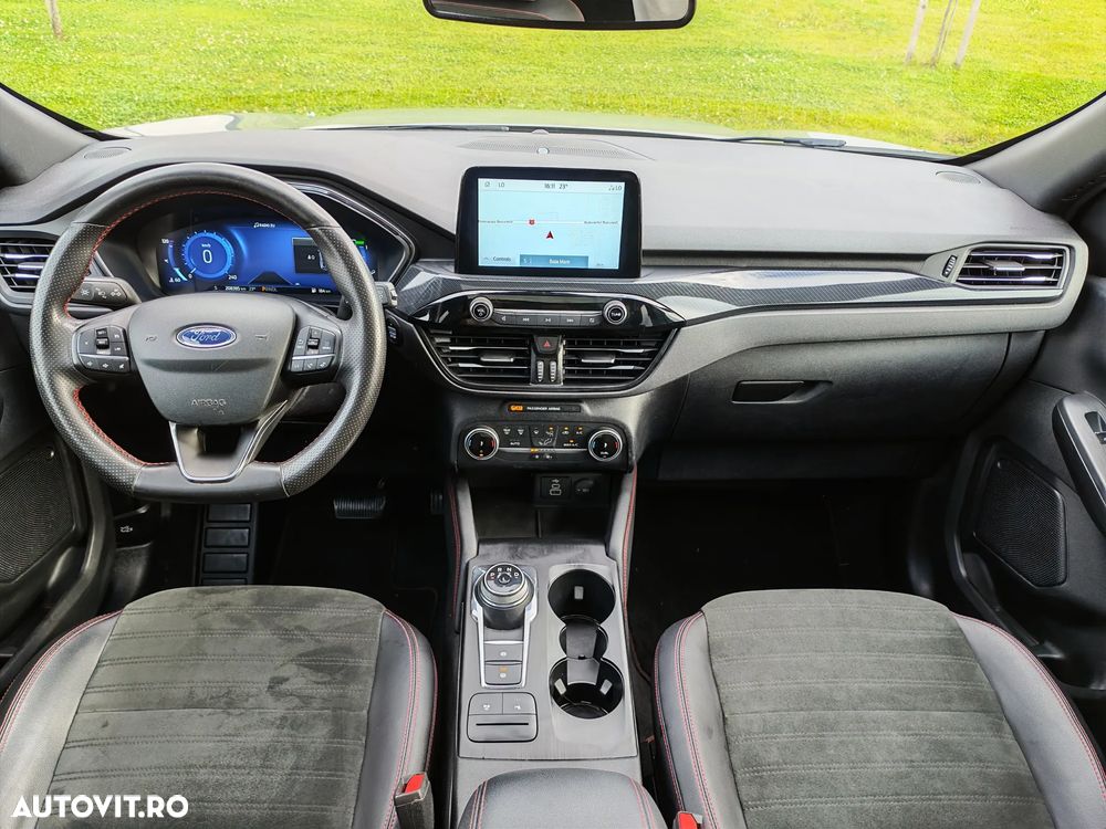 Ford Kuga 2.5 Duratec FHEV ST-LINE - 6