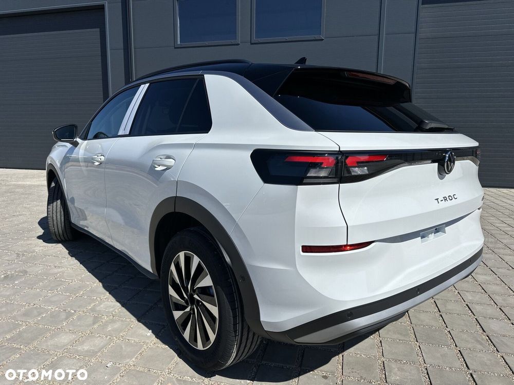 Volkswagen T-Roc - 36