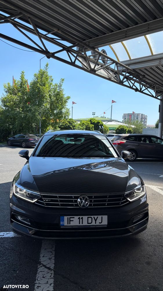 Volkswagen Passat 1.6 TDI SCR DSG Business - 3