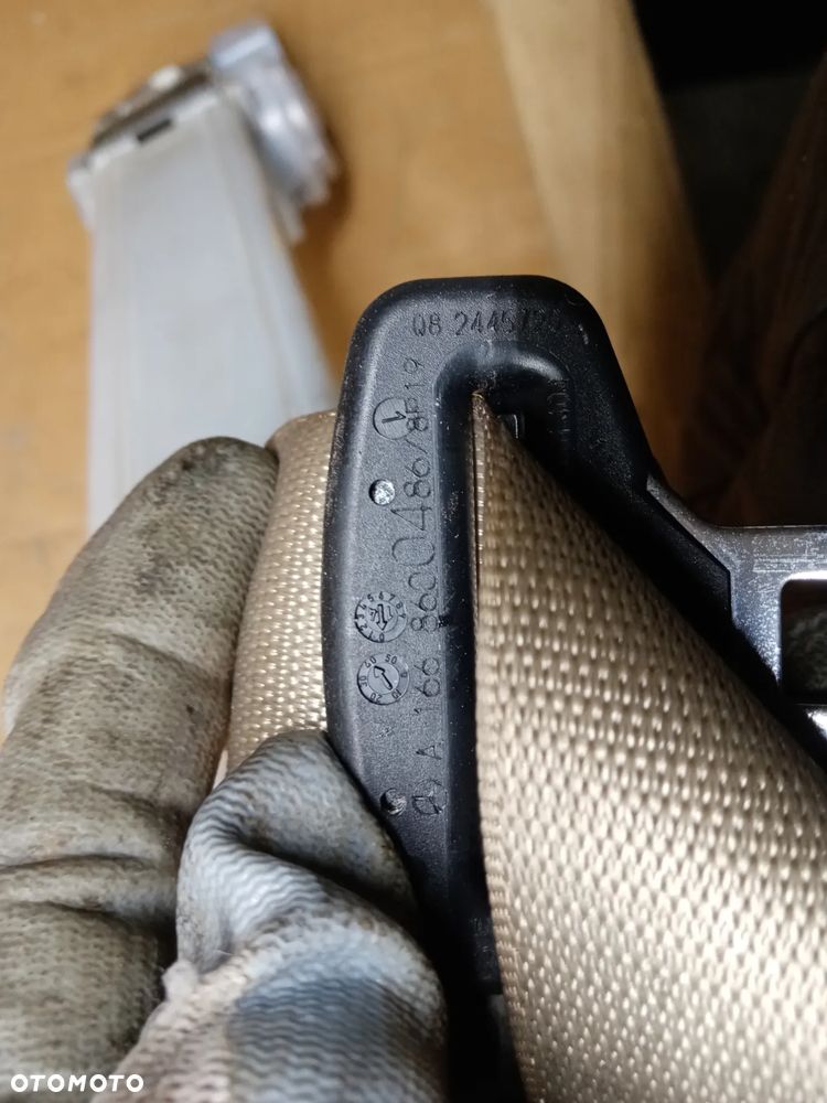Pas bezpieczeństwa tył tylny Mercedes GL X166 W166 A1668600486 - 4