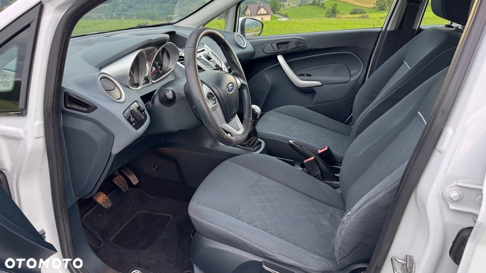 Ford Fiesta 1.25 Titanium - 9