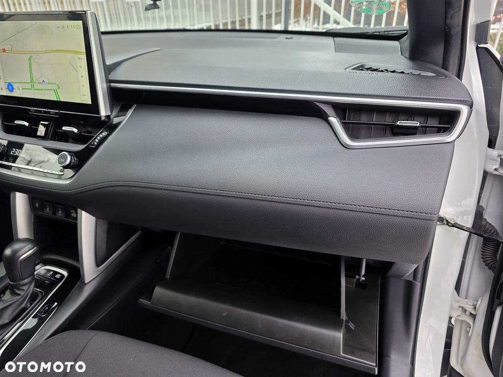 Toyota Corolla Cross 2.0 Hybrid Comfort AWD - 39