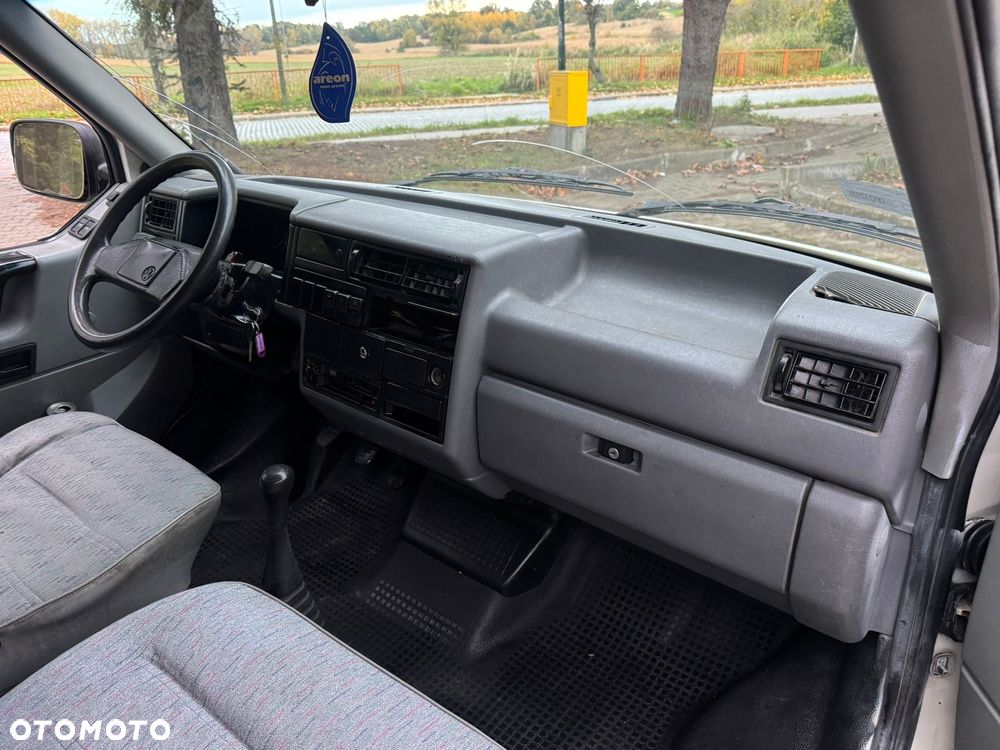 Volkswagen Transporter - 6