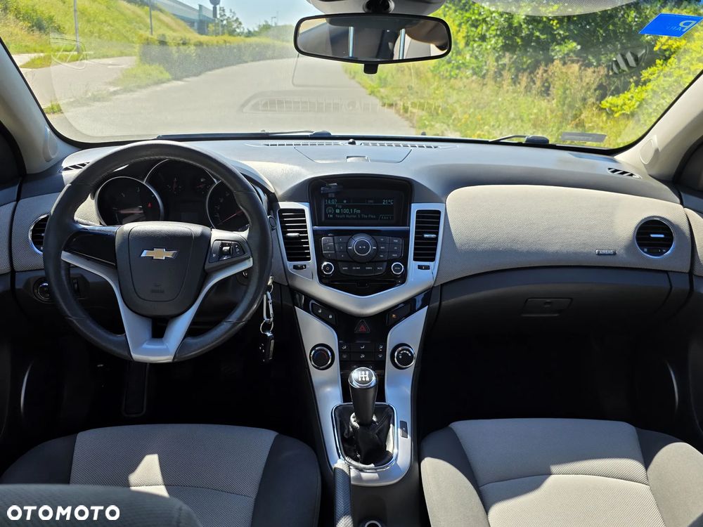 Chevrolet Cruze 2.0 VDCi LS - 8