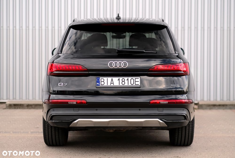Audi Q7 55 TFSI quattro tiptronic - 11