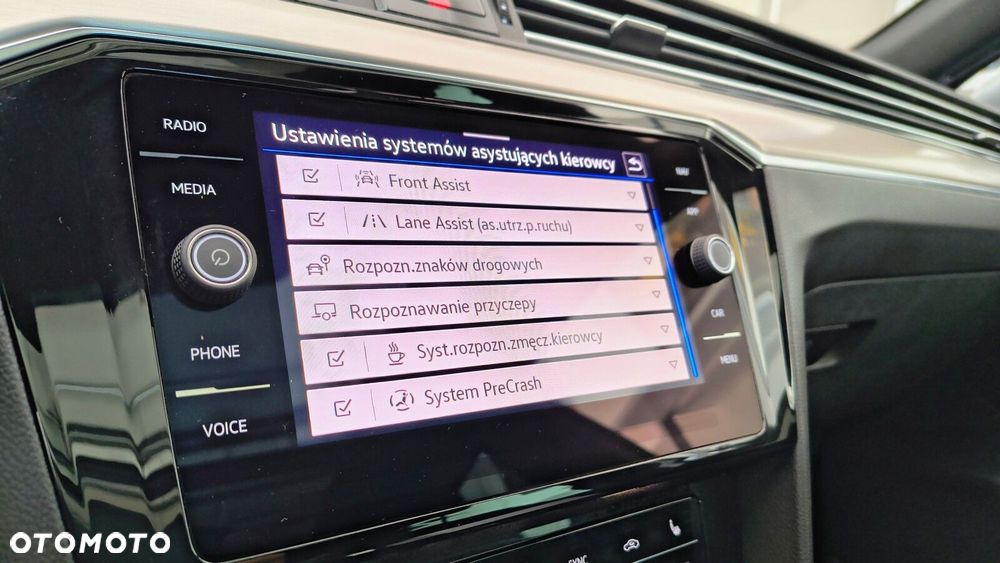 Volkswagen Passat Variant - 29