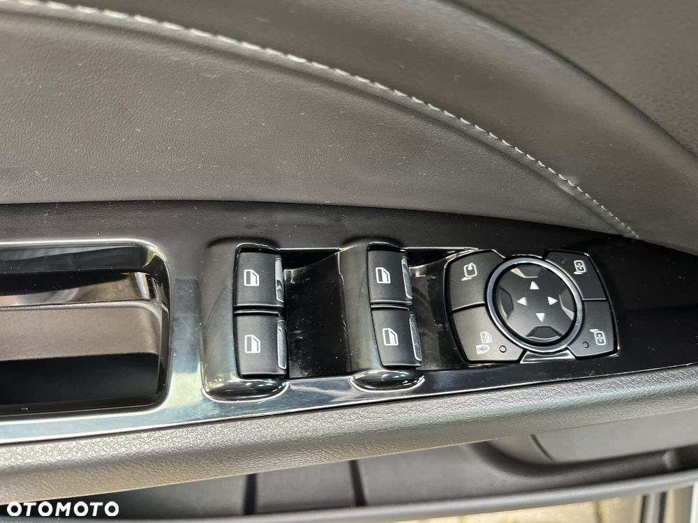 Ford Mondeo 2.0 TDCi Titanium PowerShift - 22