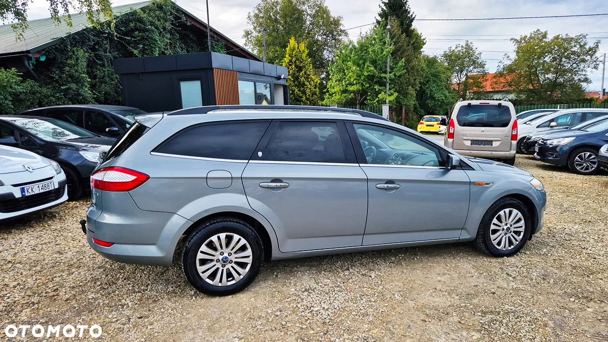 Ford Mondeo - 12