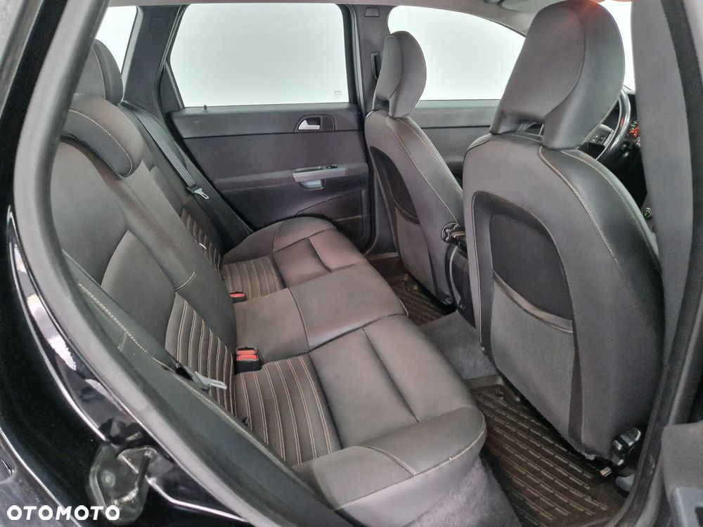 Volvo V50 D5 - 19