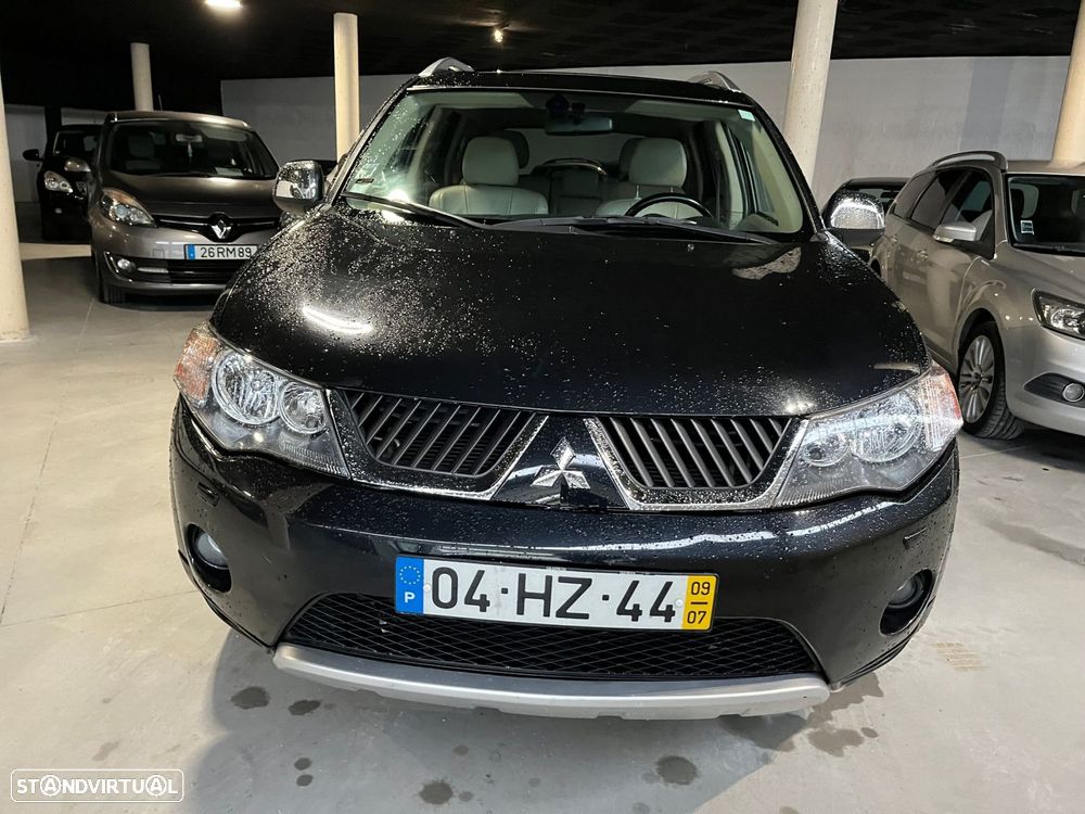 Mitsubishi Outlander 2.0 DI-D Instyle2 4WD - 2