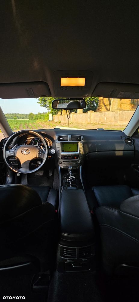 Lexus IS 250 Elegance - 34