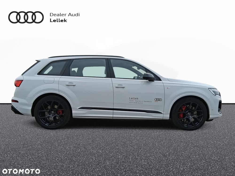Audi Q7 55 TFSI e PHEV Quattro S Line Tiptr - 6