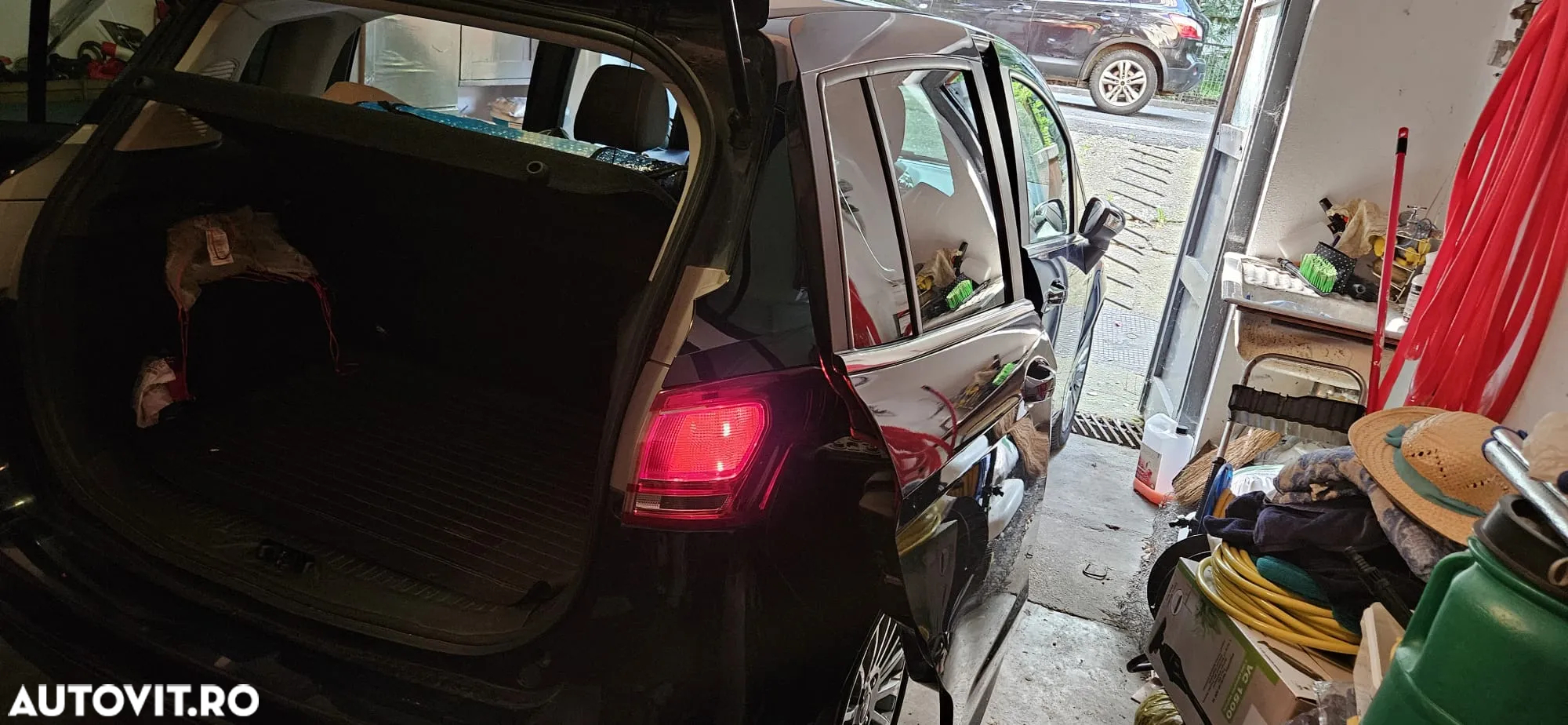 Ford B-Max - 9