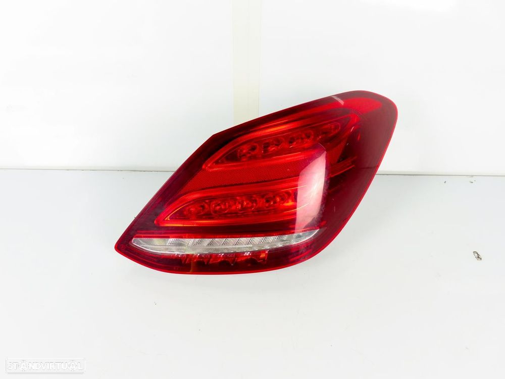 Farolim LED Direito/Trás Usado / Original MERCEDES-BENZ C-CLASS (W205) A20590604...