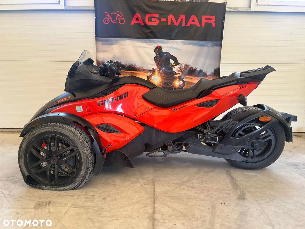 Can-Am Spyder - 8
