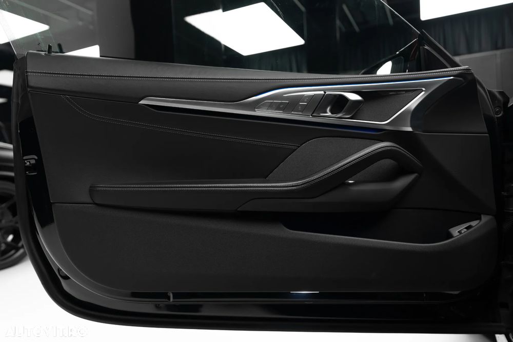 BMW M8 M850i xDrive AT - 15