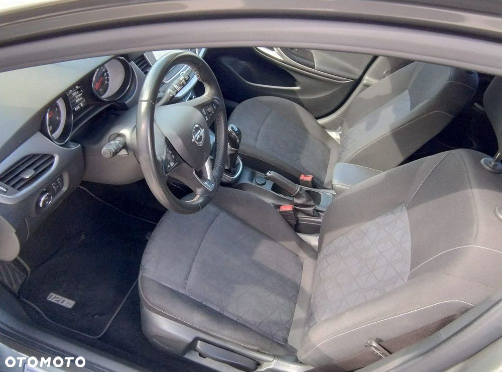 Opel Astra - 9