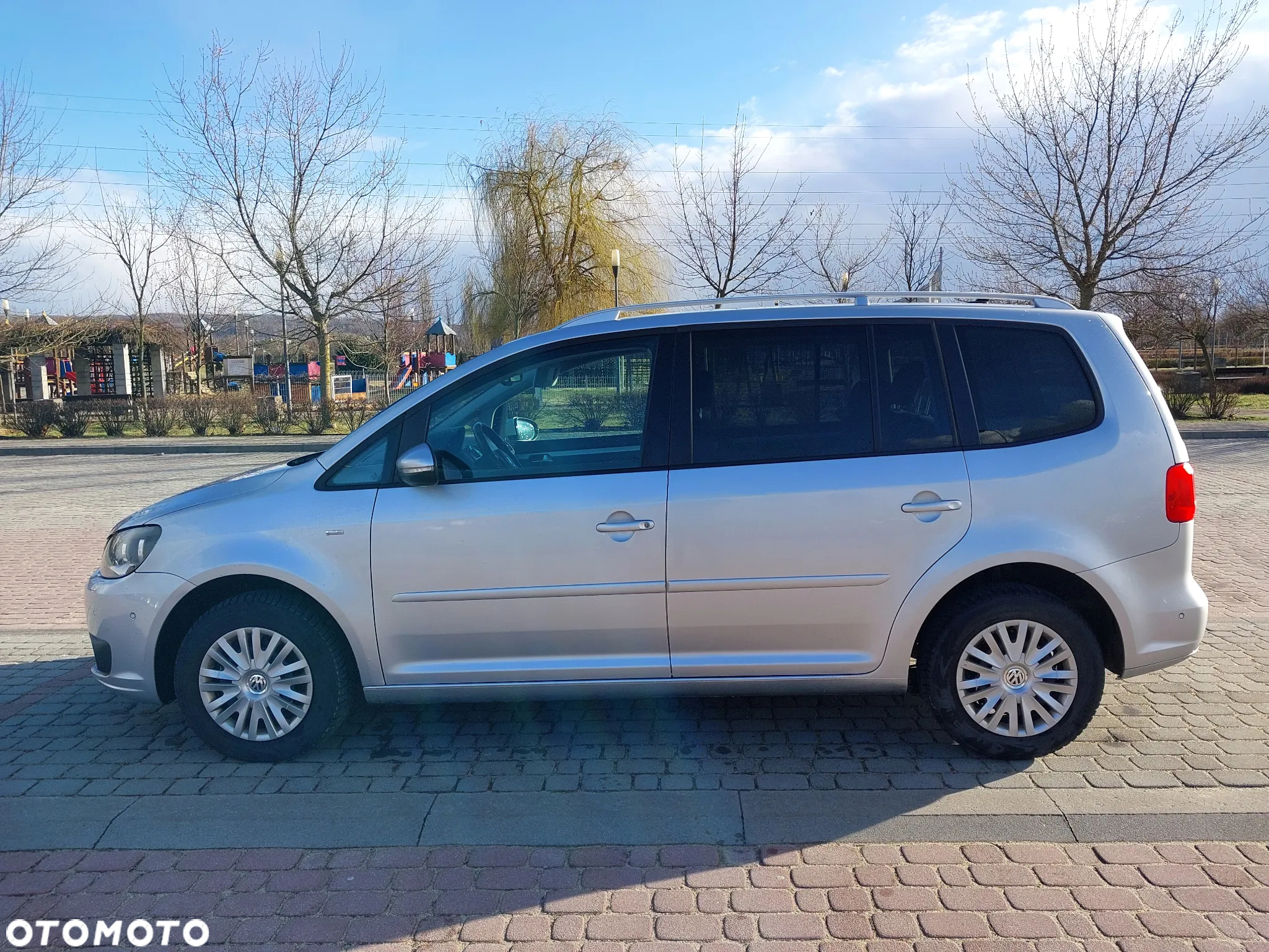 Volkswagen Touran 1.6 TDI DPF BlueMot Comfortline - 7