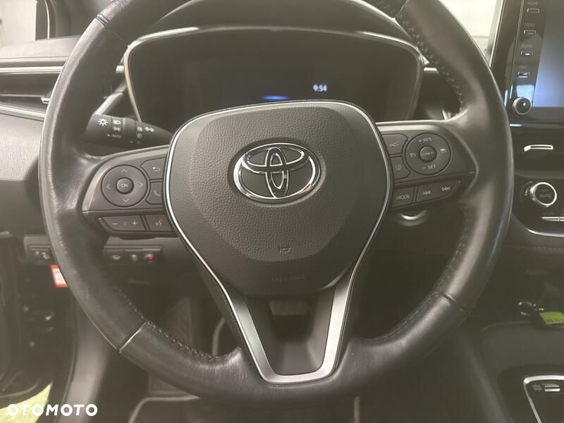 Toyota Corolla - 13