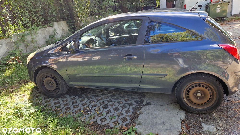 Opel Corsa - 4