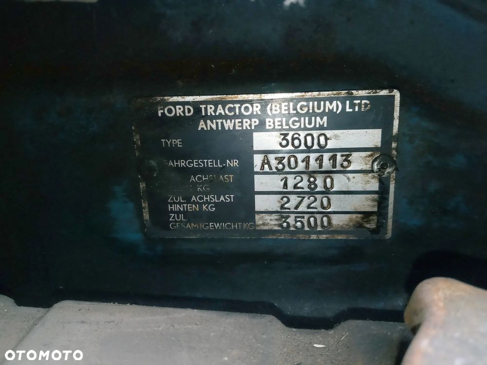 Ford 3600 - 10