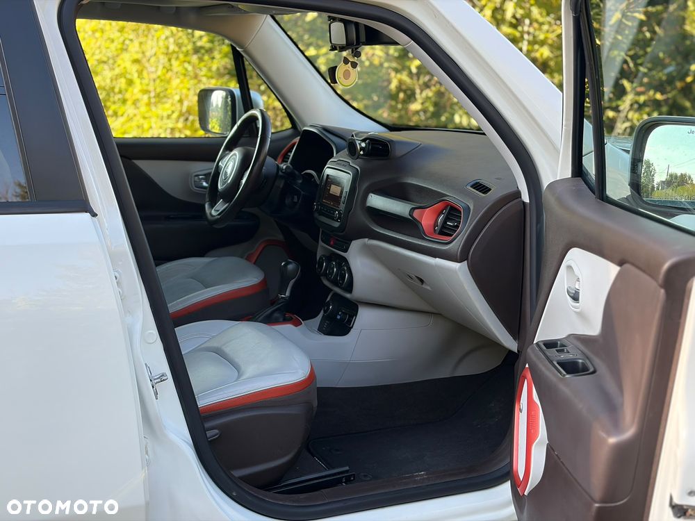 Jeep Renegade - 12