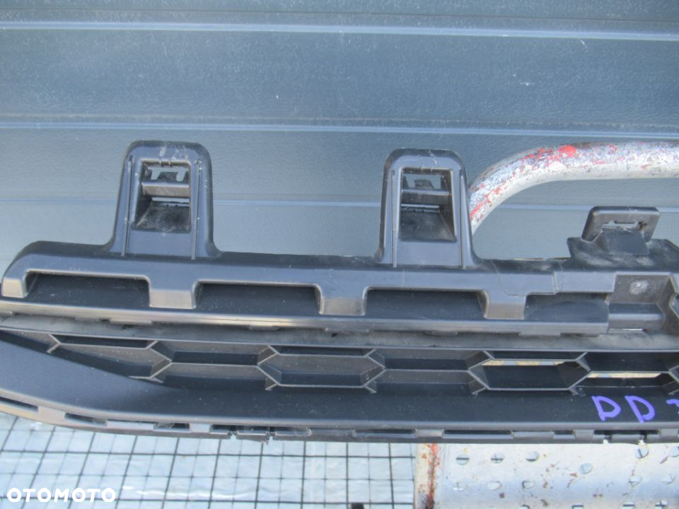 KRATKA PRZEDNIA ZDERZAKA VW VOLKSWAGEN UP! GTI LIFT 2016- - 3