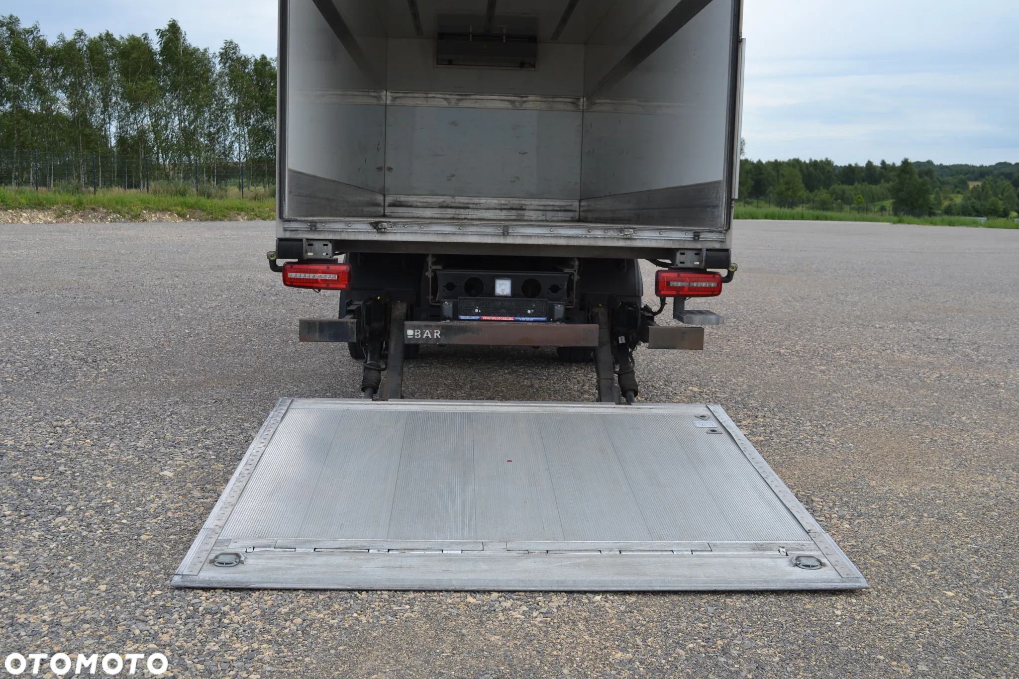 MAN TGM 15.250 15.290 Chłodnia Mroźnia Izoterma 18 palet Winda Carrier Supra 550 Thermoking - 11