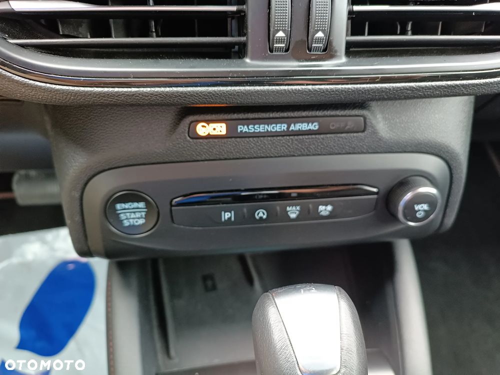 Ford Focus 1.0 EcoBoost mHEV ST-Line X - 14