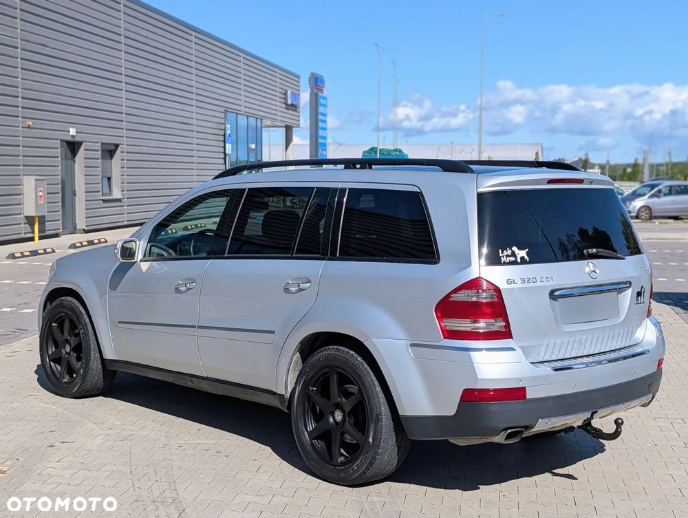 Mercedes-Benz GL 320 CDI 4Matic 7G-TRONIC - 3