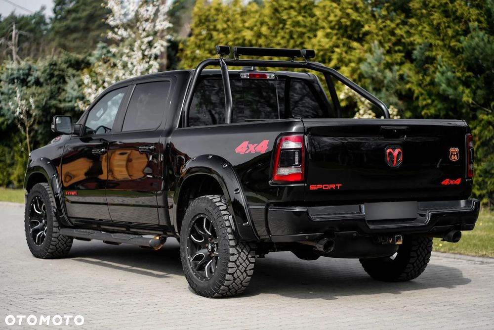 Dodge RAM 5.7 4x4 - 3