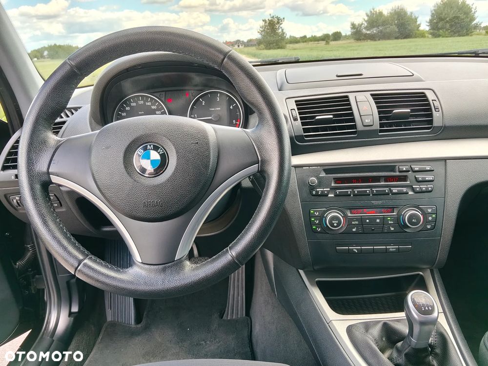 BMW Seria 1 - 14