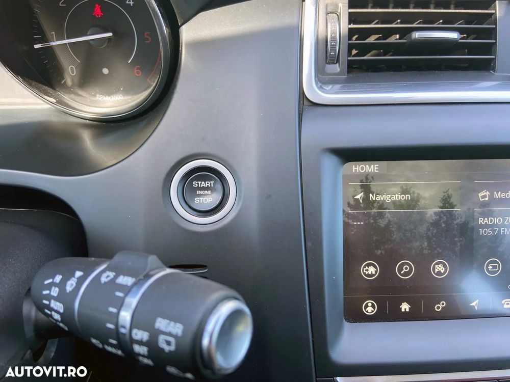 Jaguar E-Pace D150 AWD SE - 31