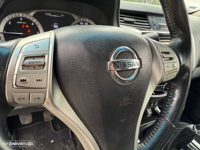 Nissan Navara 2.3 dCi CD 4WD N-Connecta Nav+Barras - 19