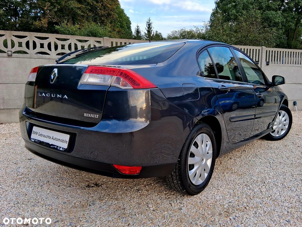 Renault Laguna 2008 photo 3