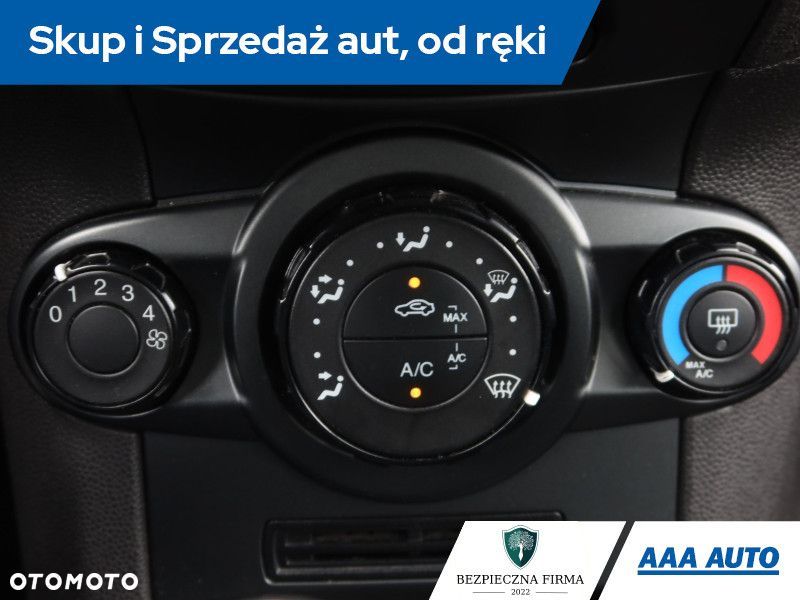 Ford Fiesta - 15