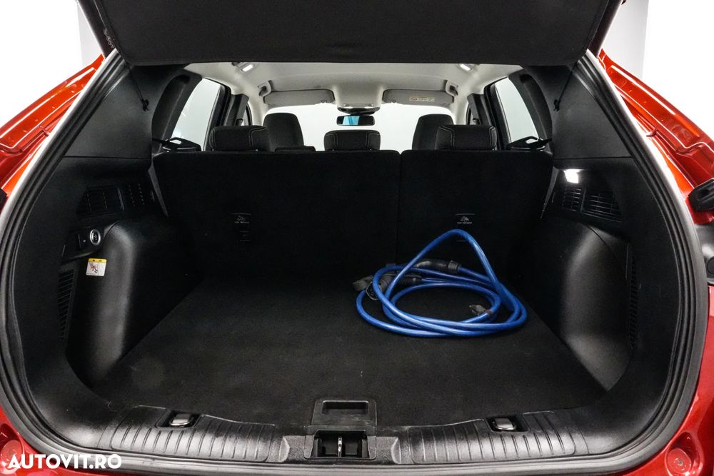 Ford Kuga 2.5 Duratec PHEV Titanium X - 26