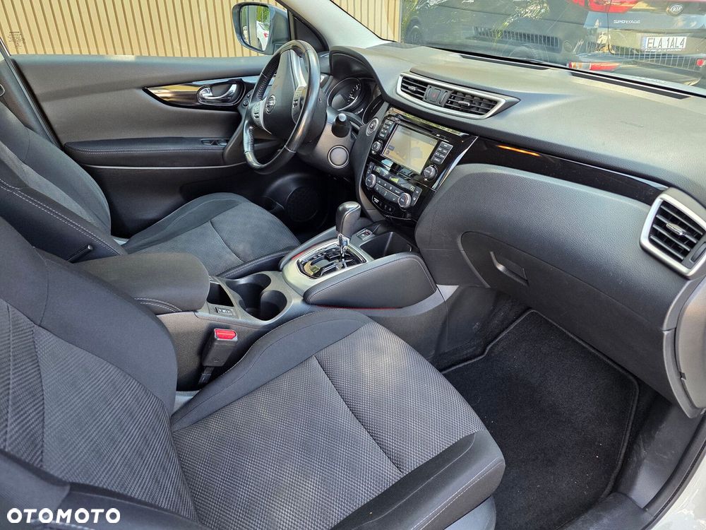 Nissan Qashqai - 15